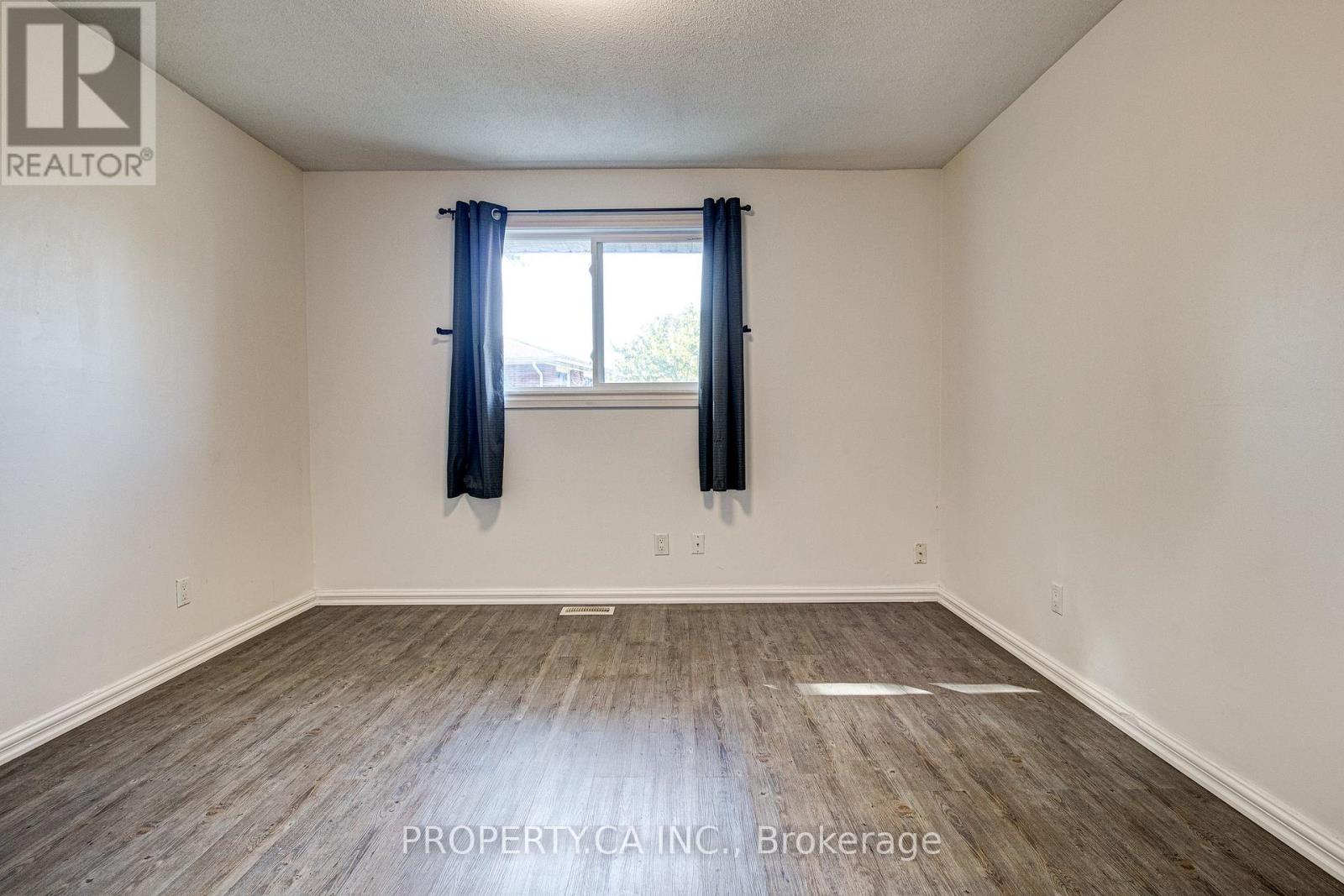 71 Highpark Avenue, Kitchener, Ontario  N2C 2C3 - Photo 23 - X14119658