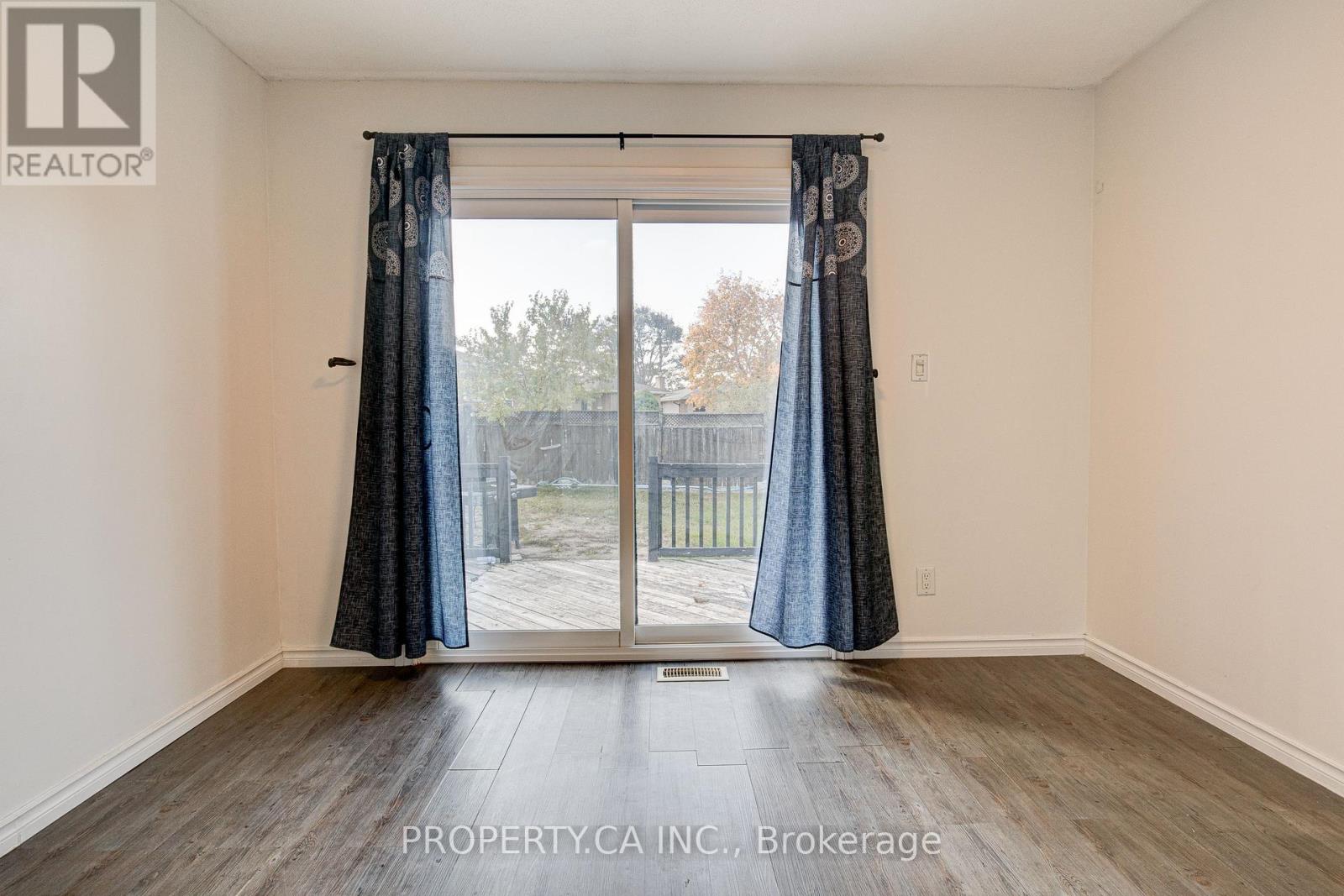 71 Highpark Avenue, Kitchener, Ontario  N2C 2C3 - Photo 25 - X14119658