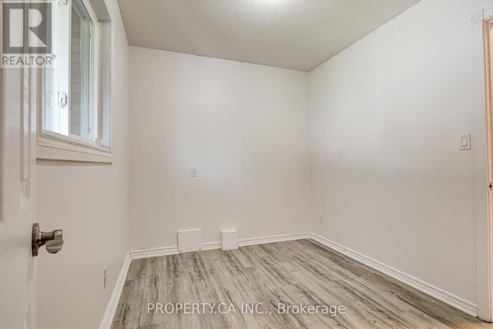 71 Highpark Avenue, Kitchener, Ontario  N2C 2C3 - Photo 28 - X14119658
