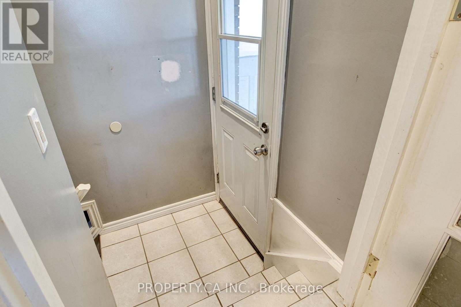 71 Highpark Avenue, Kitchener, Ontario  N2C 2C3 - Photo 30 - X14119658