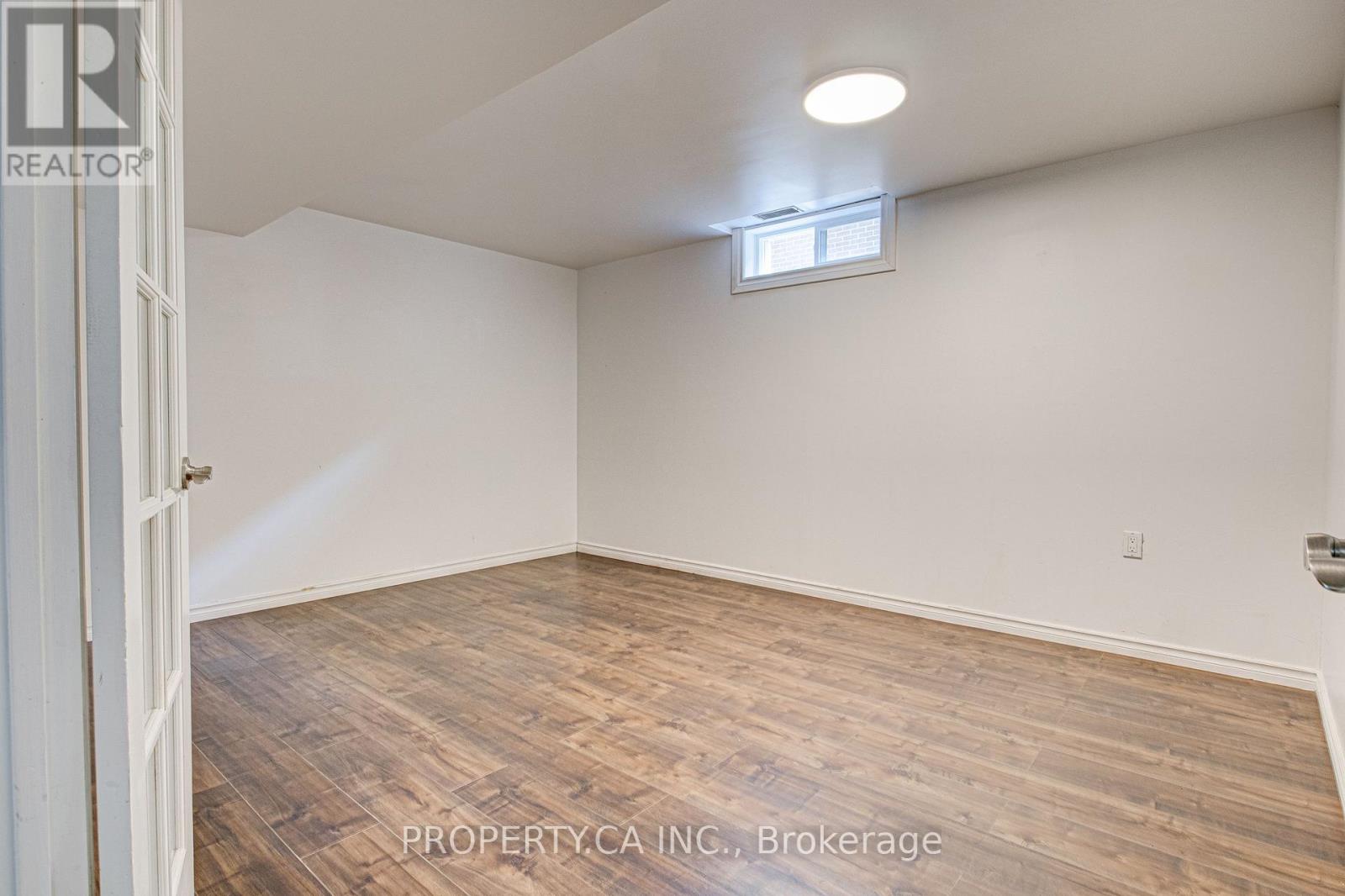 71 Highpark Avenue, Kitchener, Ontario  N2C 2C3 - Photo 38 - X14119658