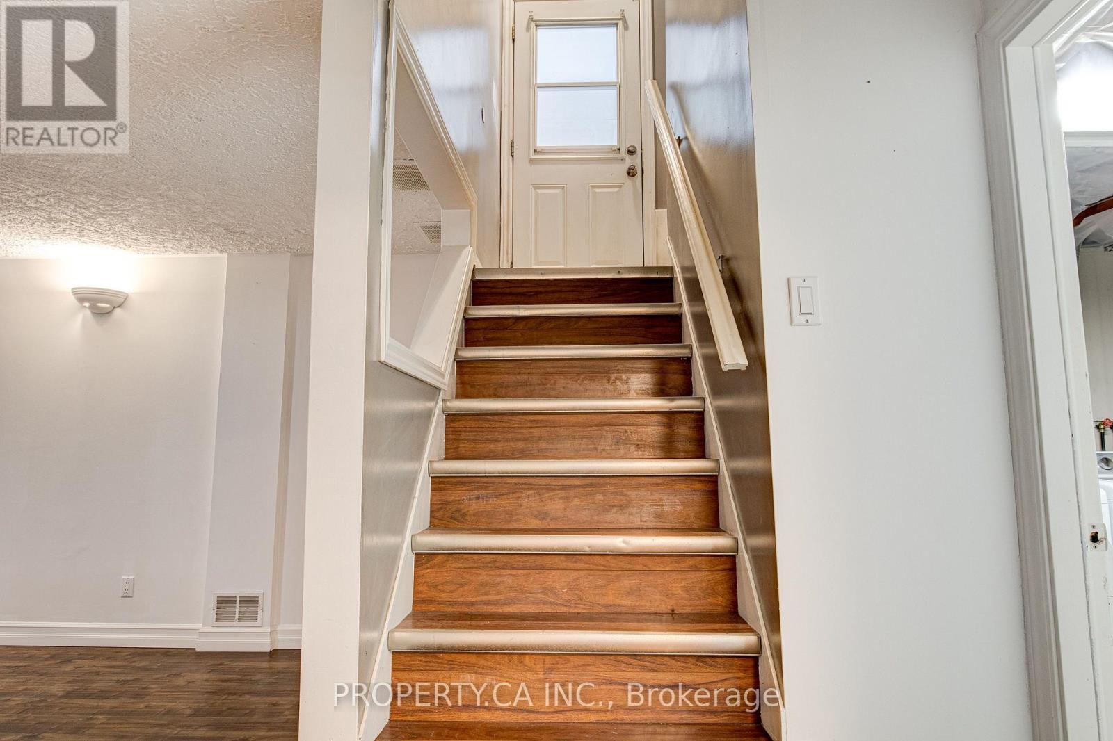 71 Highpark Avenue, Kitchener, Ontario  N2C 2C3 - Photo 40 - X14119658