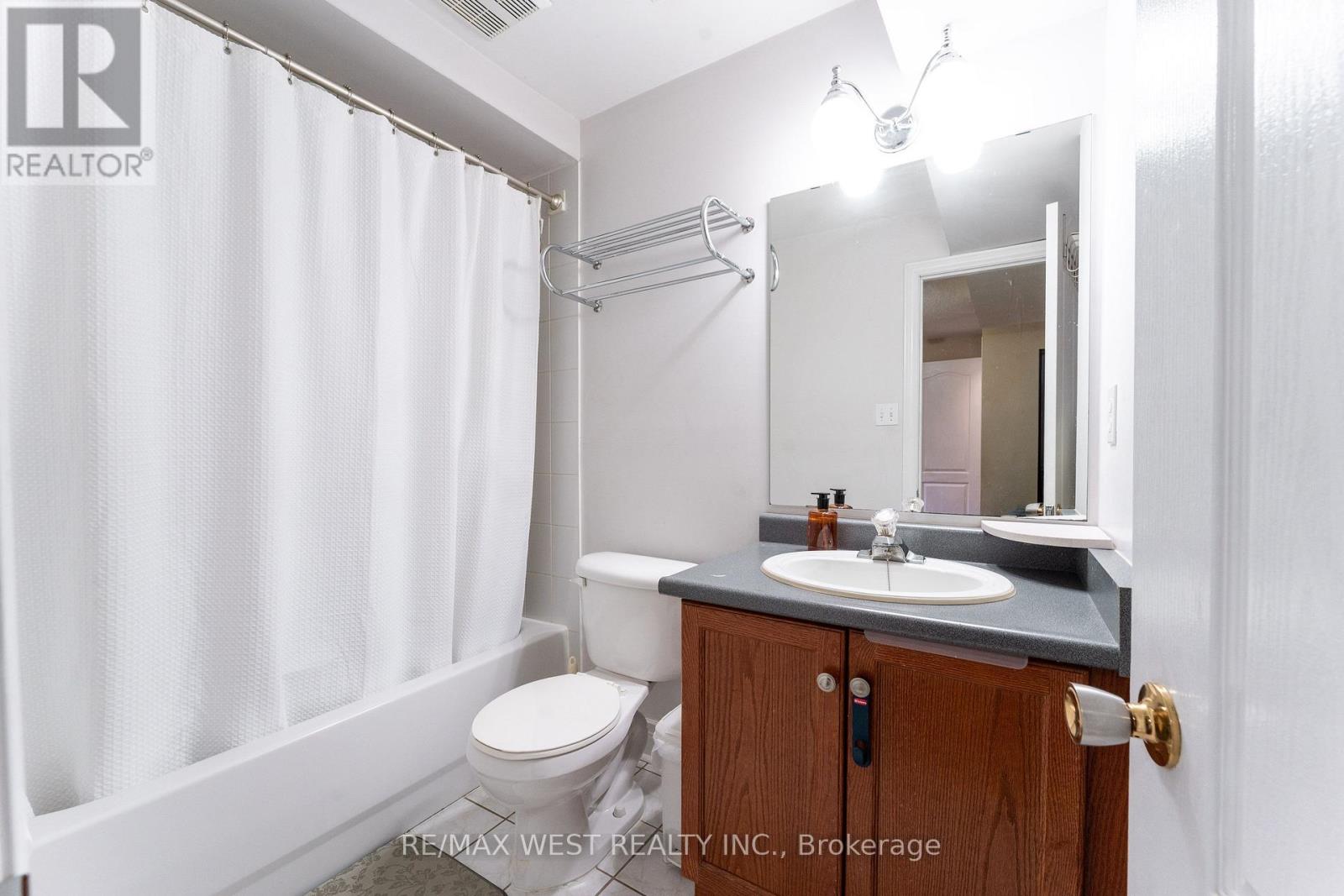 27 - 3073 Cook Street, Mississauga, Ontario  L5B 4J6 - Photo 37 - W14116524