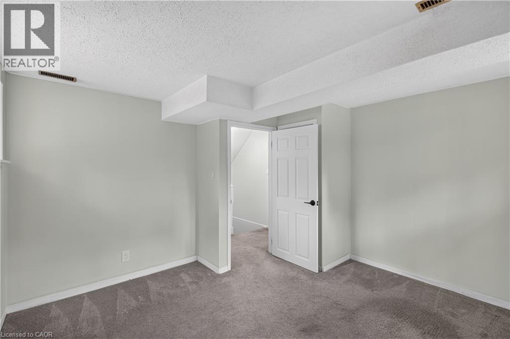 3401 Rockwood Drive, Burlington, Ontario  L7N 3H6 - Photo 31 - 40873984