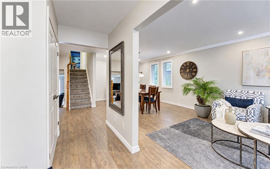 18 Cumberland Place, Kitchener, Ontario  N2N 2W1 - Photo 5 - 40873869
