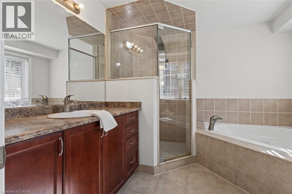 2090 Bates Common, Burlington, Ontario  L7R 0A5 - Photo 23 - 40873821