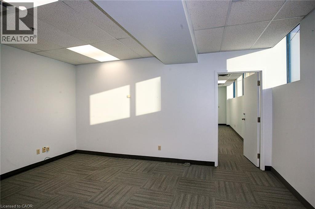 2150 Winston Park Drive Unit# 204, Oakville, Ontario  L6H 5W1 - Photo 5 - XH4184185