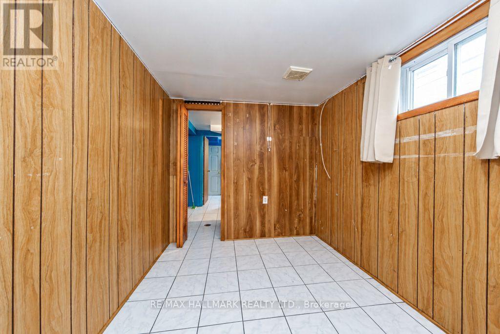 36 Huddleston Court, Toronto (Clairlea-Birchmount), Ontario  M1L 4L2 - Photo 35 - E14120026