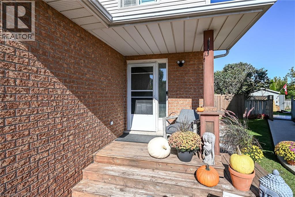 4377 Beverley Crescent, Beamsville, Ontario  L0R 1B6 - Photo 3 - 40870132