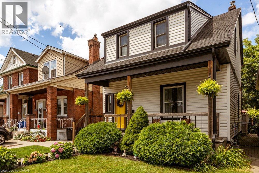 21 Bayfield Avenue, Hamilton, Ontario  L8H 3M5 - Photo 2 - 40874293