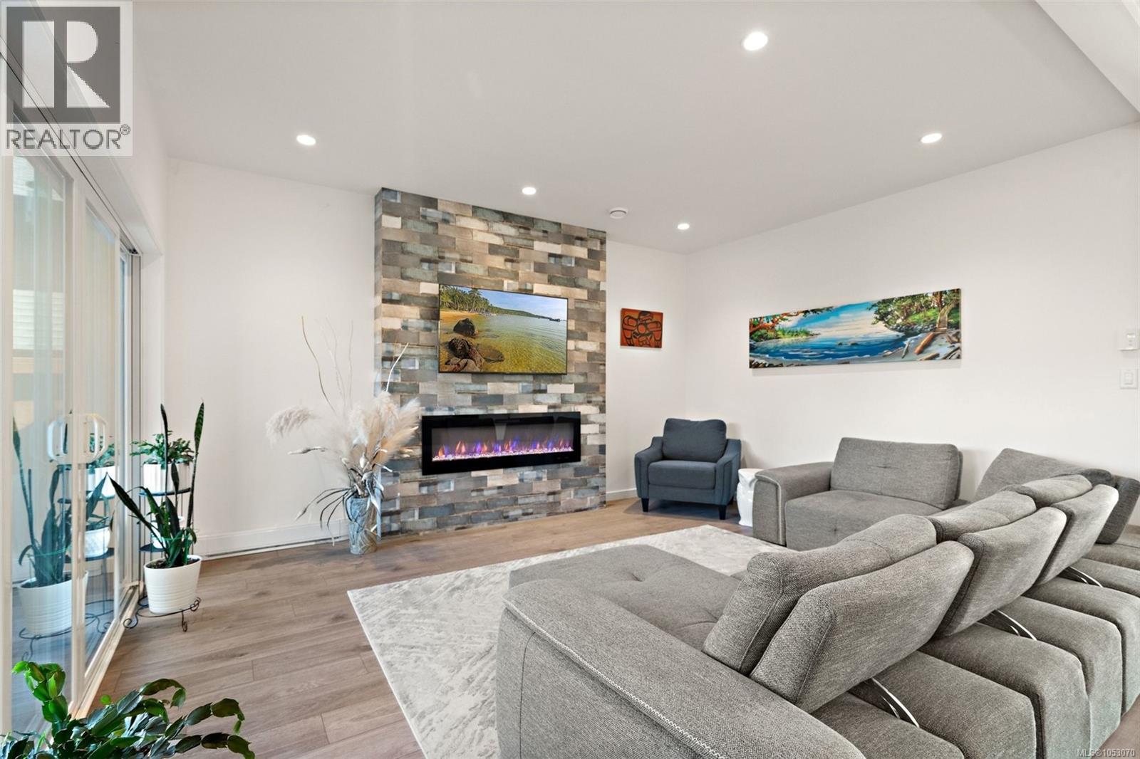 29 Saanich Ridge Dr, Central Saanich, British Columbia  V8M 0B8 - Photo 4 - 1053070