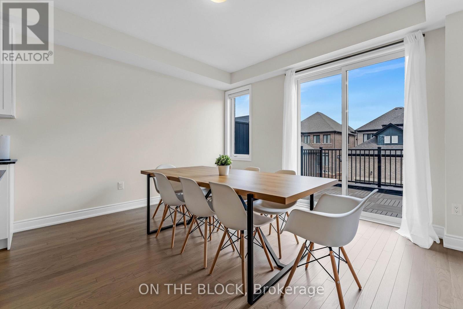 3347 Sixth Line, Oakville, Ontario  L6H 0Y7 - Photo 14 - W14120022