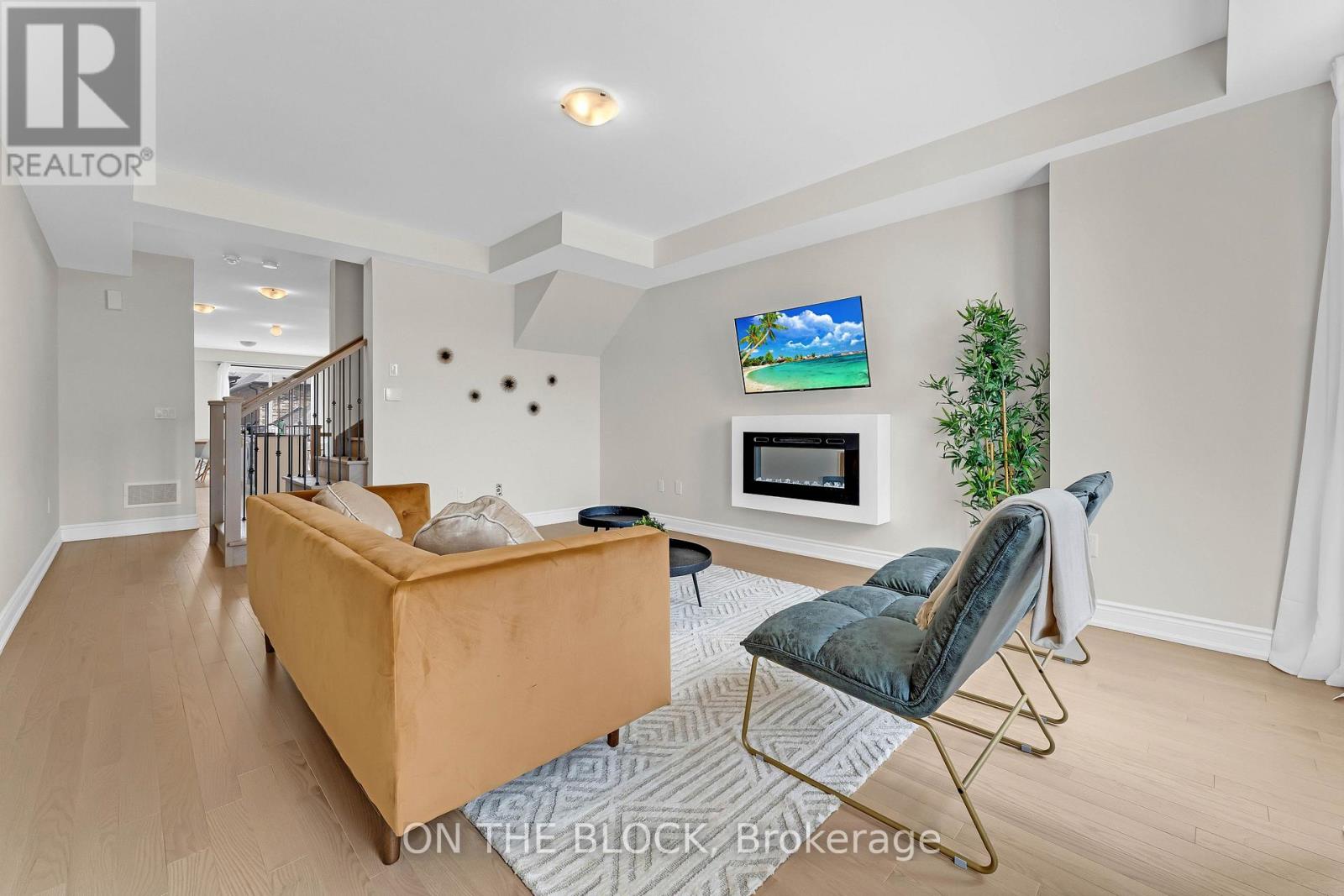 3347 Sixth Line, Oakville, Ontario  L6H 0Y7 - Photo 8 - W14120022