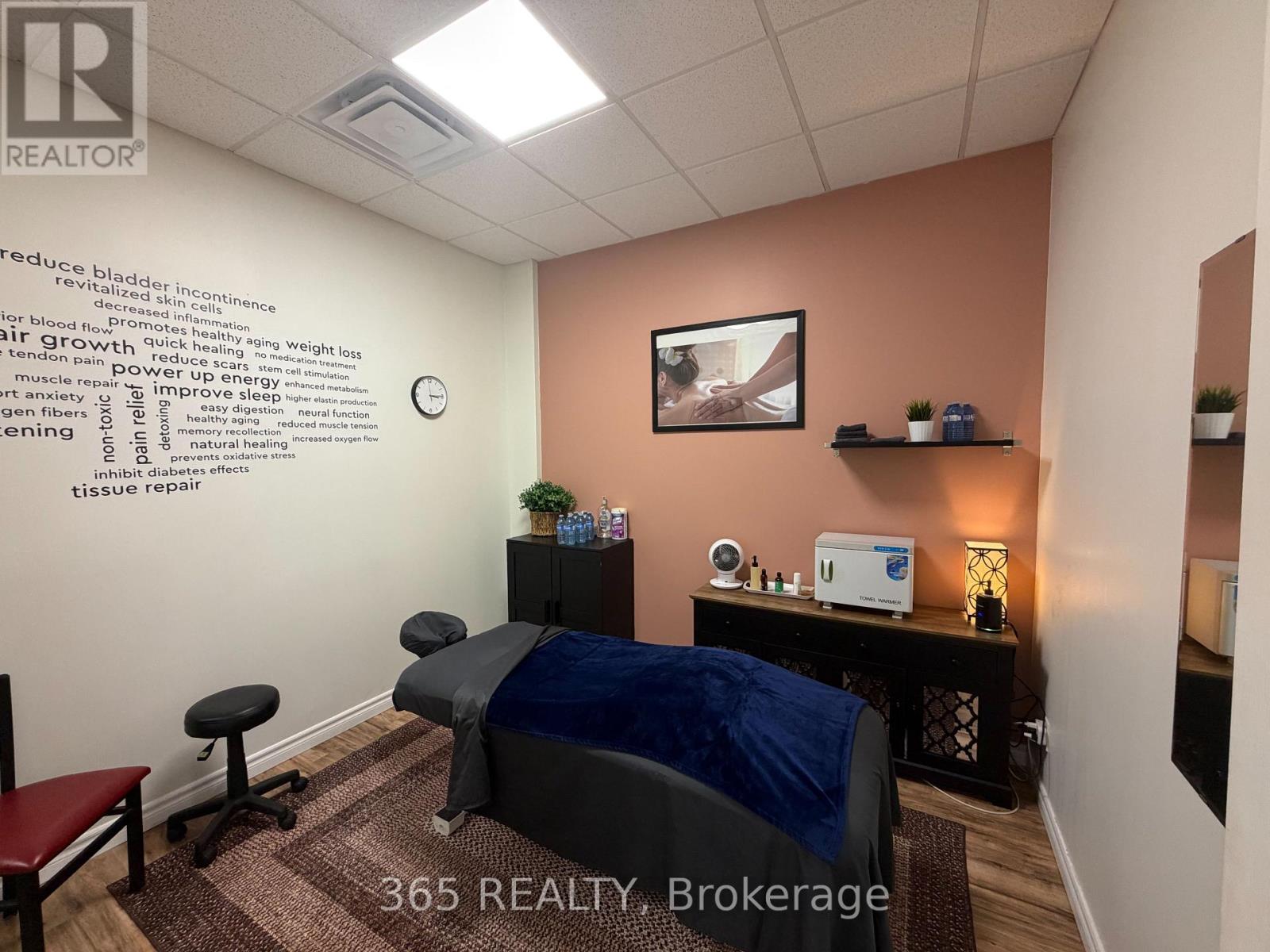 6 - 225 Speers Road, Oakville, Ontario  L6K 0J4 - Photo 8 - W14120042