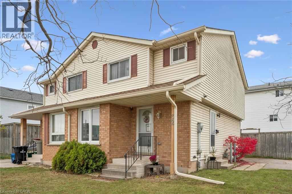 32 Jansen Avenue, Kitchener, Ontario  N2A 2L3 - Photo 1 - 40871594