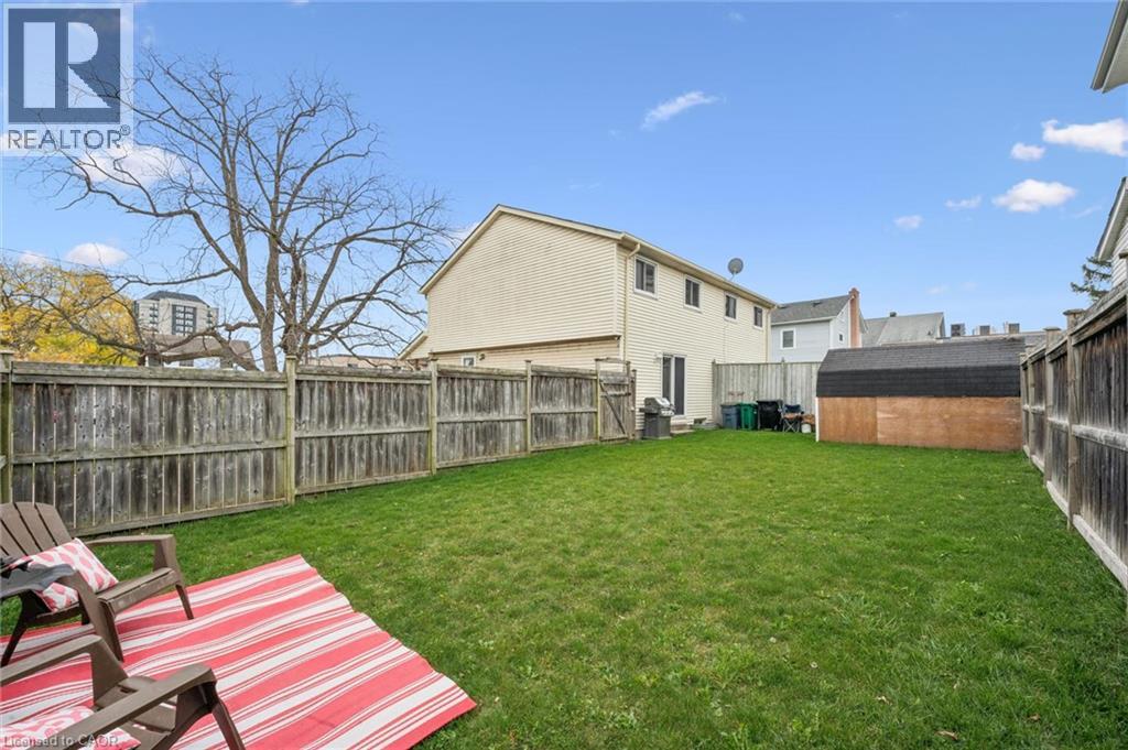 32 Jansen Avenue, Kitchener, Ontario  N2A 2L3 - Photo 14 - 40871594