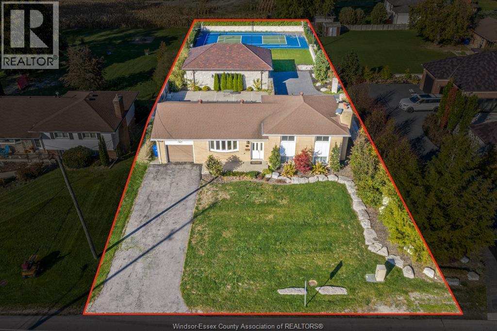 MLS# 26026332: 3050 BOUFFARD ROAD, LaSalle, Canada