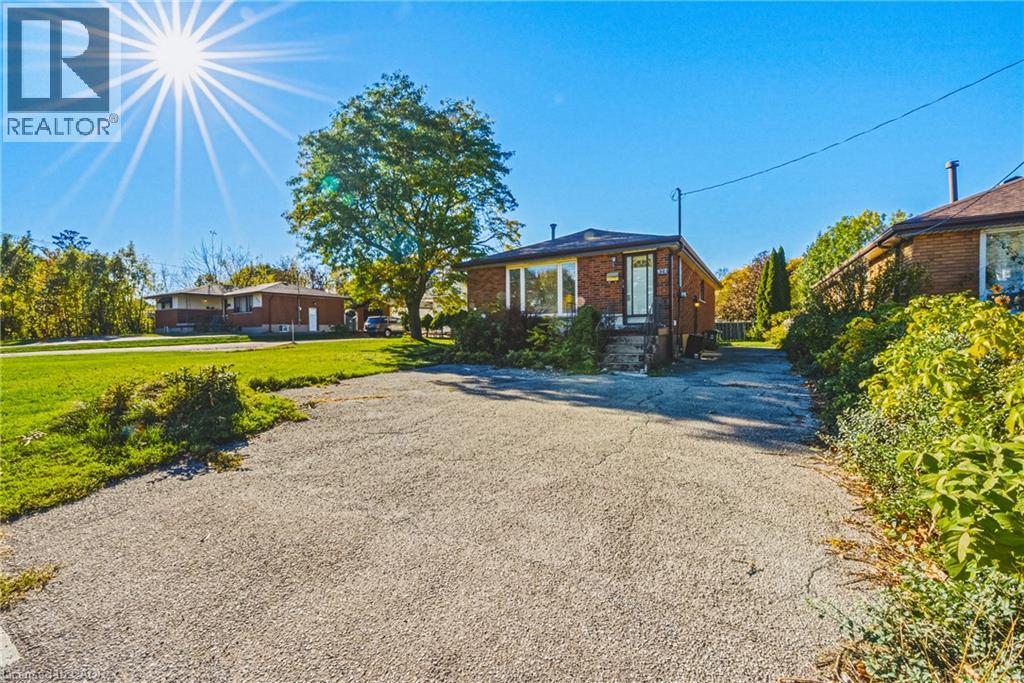 928 Upper Gage Avenue, Hamilton, Ontario  L8V 4K9 - Photo 2 - 40872907