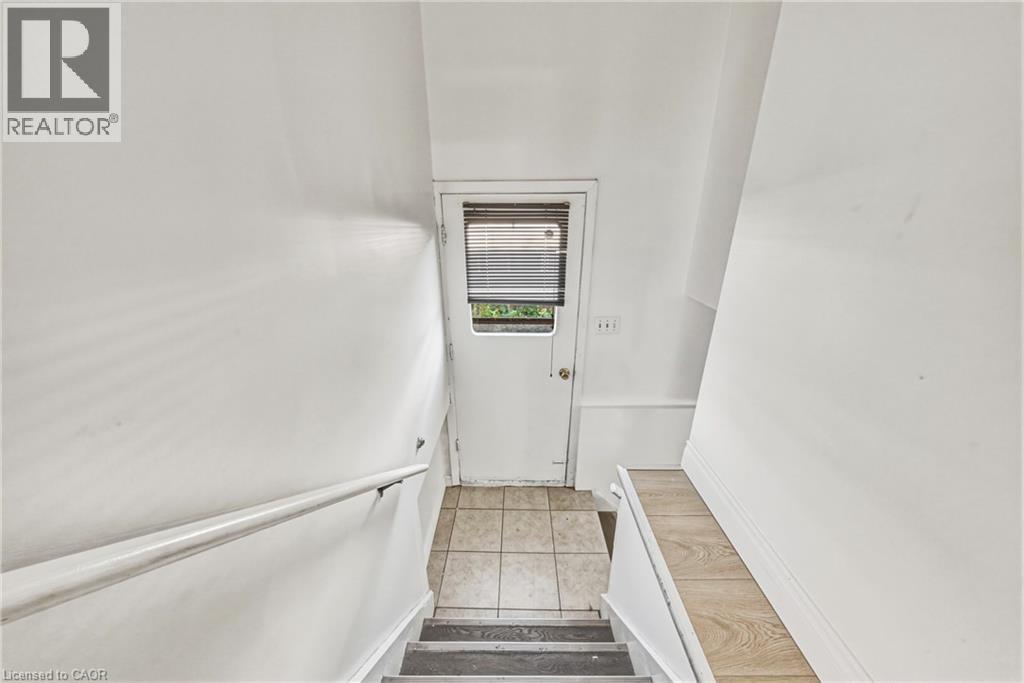 928 Upper Gage Avenue, Hamilton, Ontario  L8V 4K9 - Photo 16 - 40872907