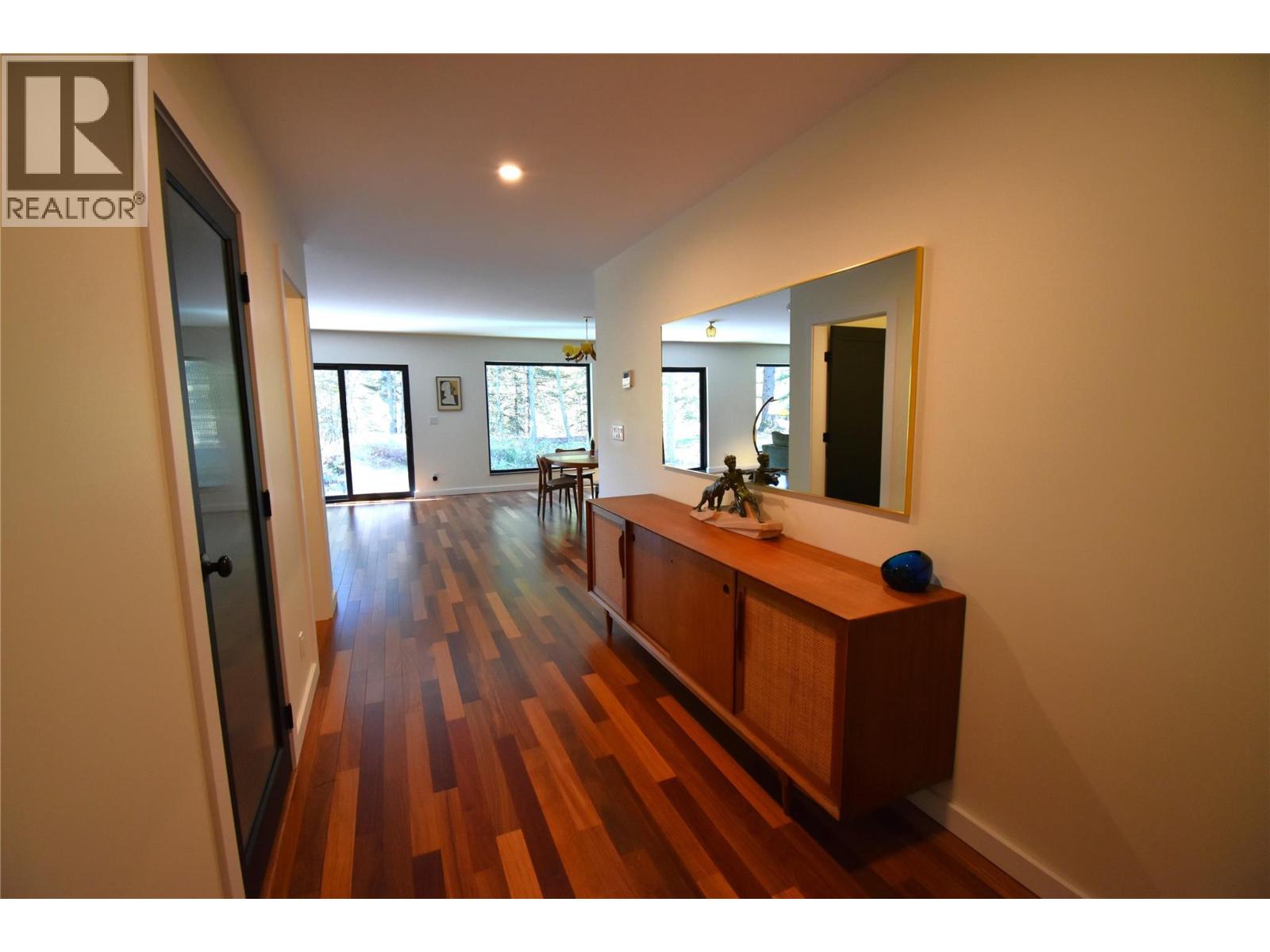 1025 Kelly Drive, Shoreacres, British Columbia  V1N 4P5 - Photo 4 - 10403903