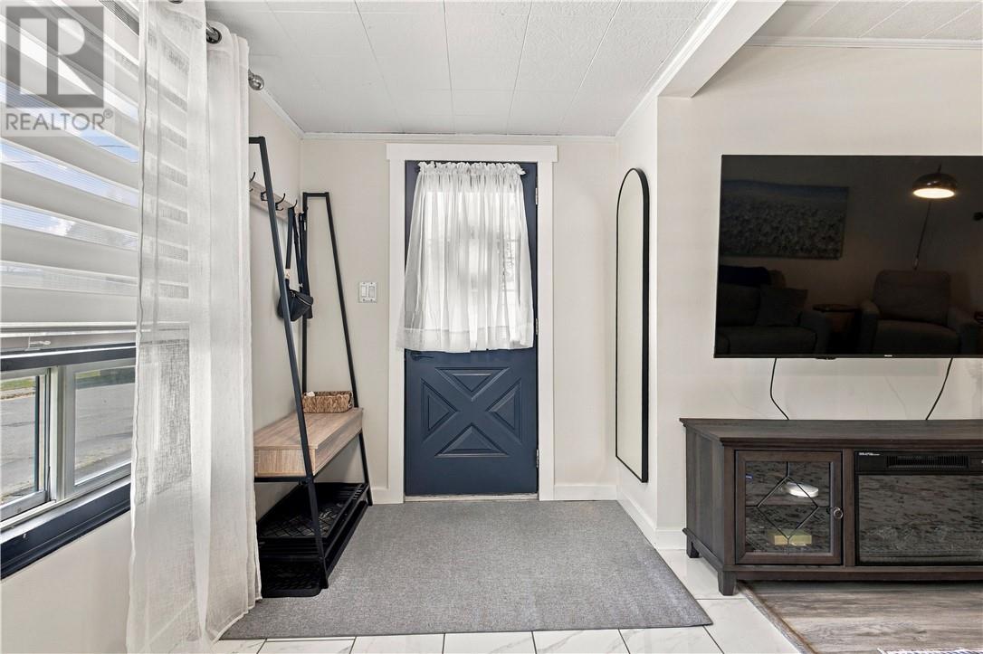 12 William Avenue, Coniston, Ontario  P0M 1M0 - Photo 2 - 2131124