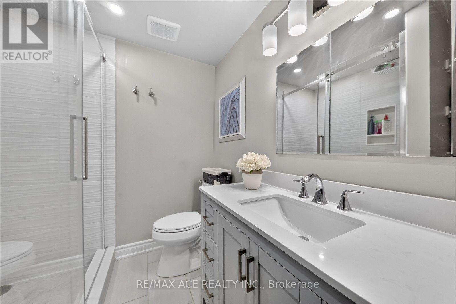 1586 Geta Circle, Pickering, Ontario  L1V 3H7 - Photo 26 - E14119926