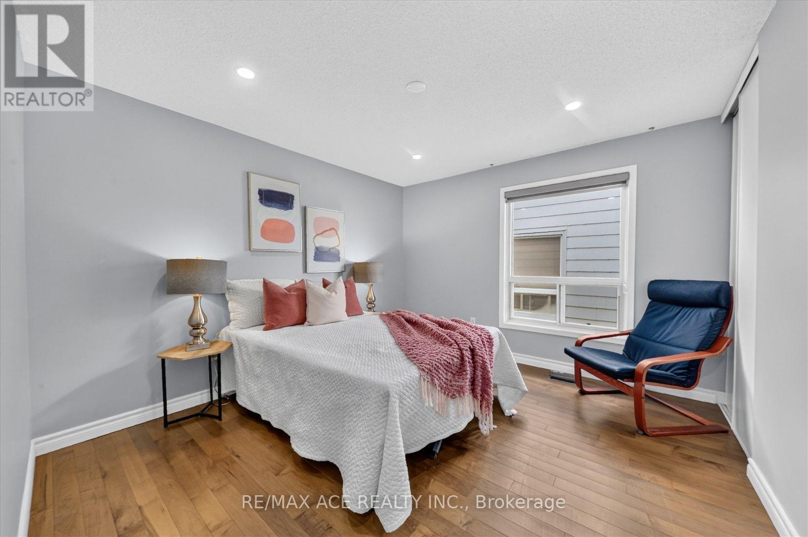 1586 Geta Circle, Pickering, Ontario  L1V 3H7 - Photo 27 - E14119926