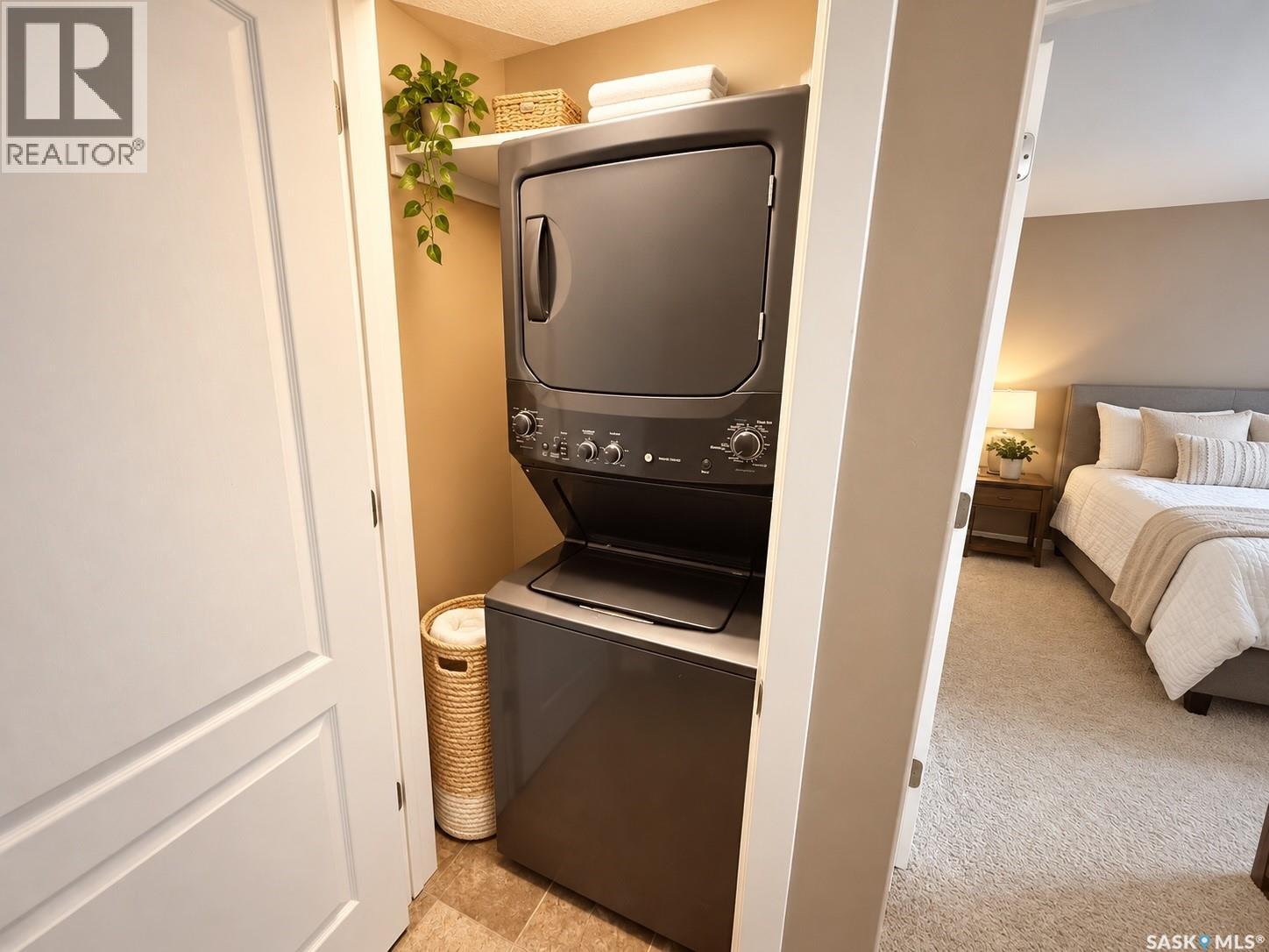 1253 Grey Street, Regina, Saskatchewan  S4T 1G7 - Photo 10 - SK051365