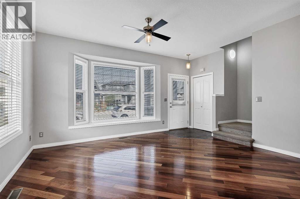 101, 703 Luxstone Square SW