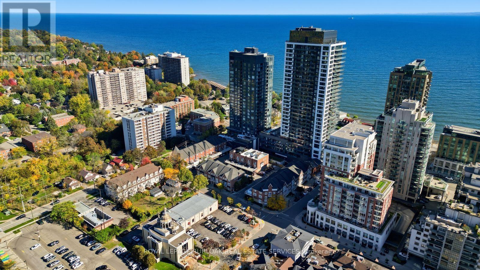 2090 Bates Common, Burlington, Ontario  L7R 0A5 - Photo 46 - W14120030