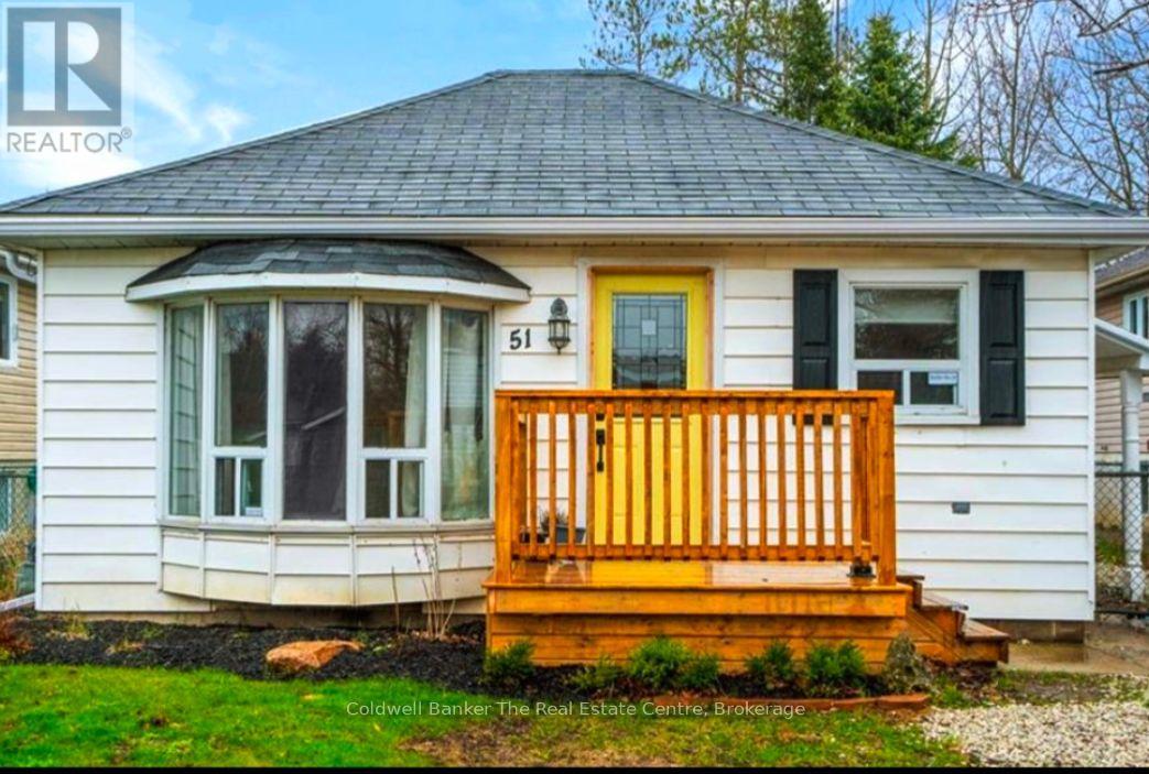 51 70TH STREET N, Wasaga Beach, Ontario