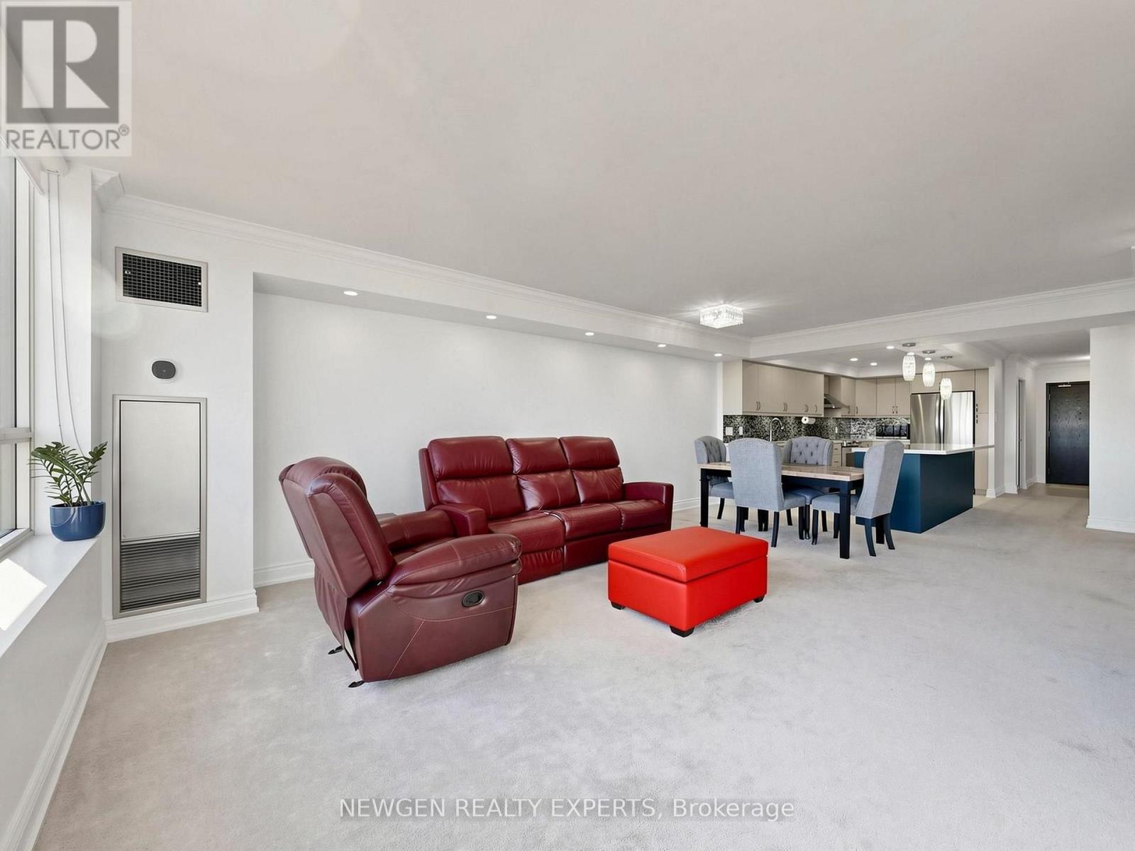 2304 - 215 Wynford Drive, Toronto, Ontario  M3C 3P5 - Photo 12 - C14120180
