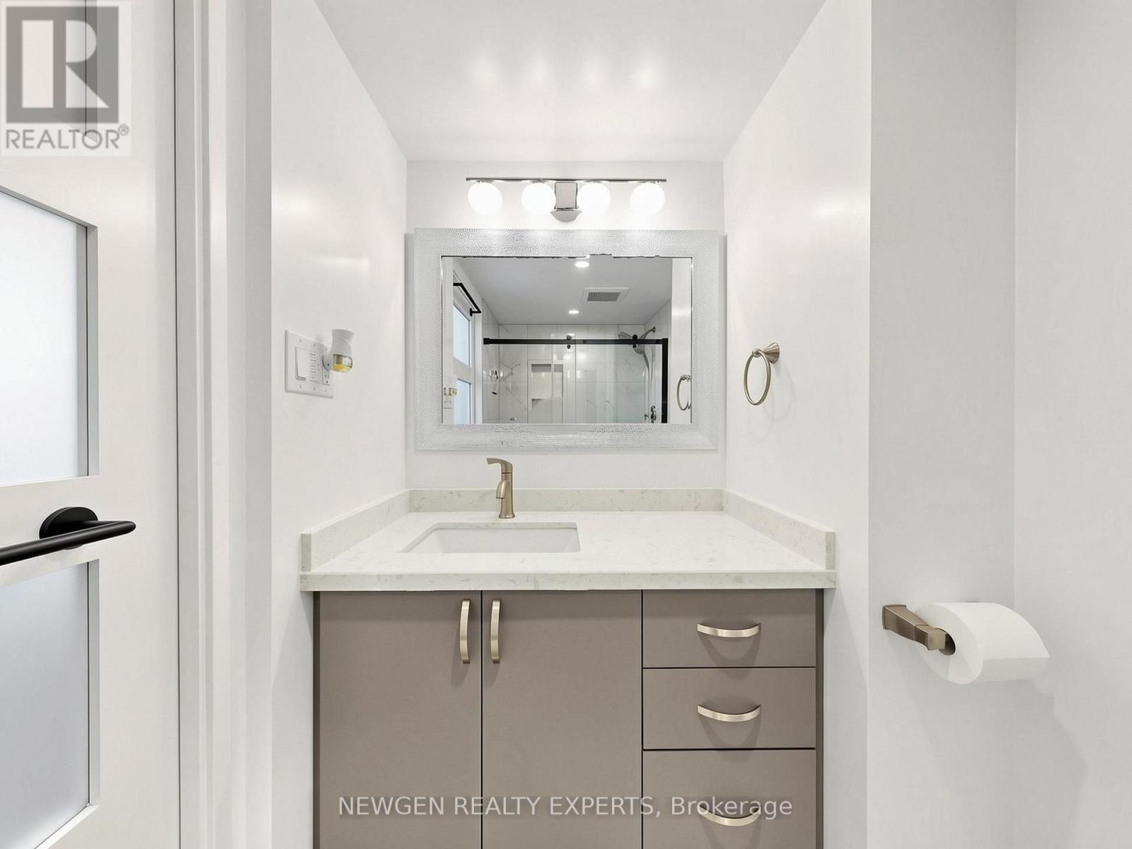2304 - 215 Wynford Drive, Toronto, Ontario  M3C 3P5 - Photo 31 - C14120180