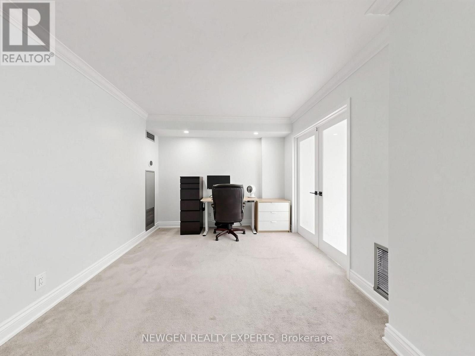 2304 - 215 Wynford Drive, Toronto, Ontario  M3C 3P5 - Photo 36 - C14120180