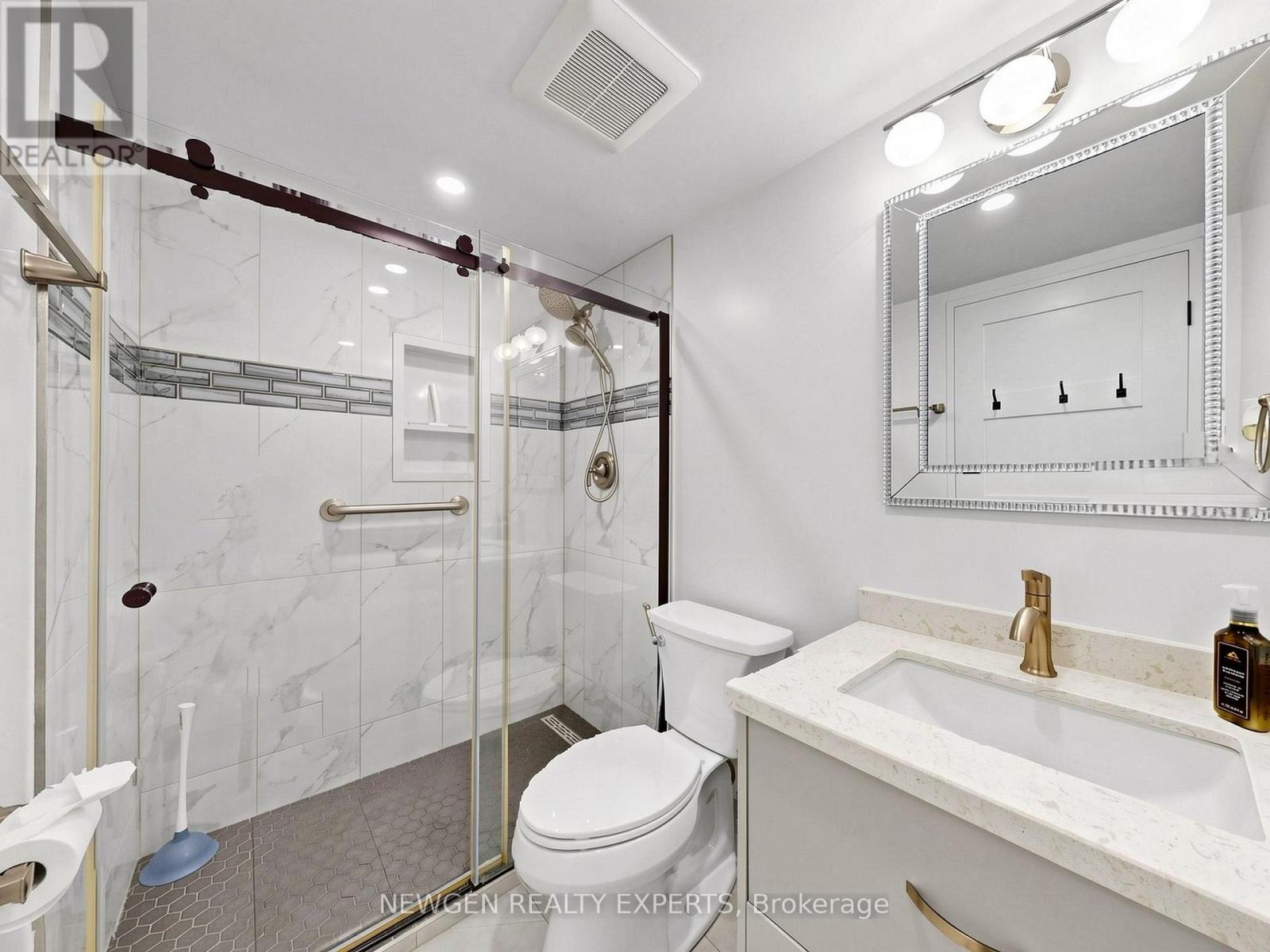 2304 - 215 Wynford Drive, Toronto, Ontario  M3C 3P5 - Photo 37 - C14120180