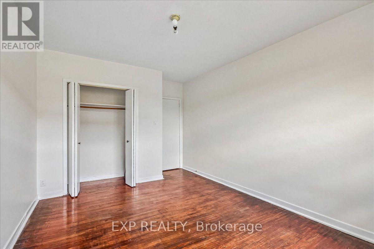 346 Westmount Avenue, Toronto, Ontario  M6E 3N2 - Photo 16 - C14120262