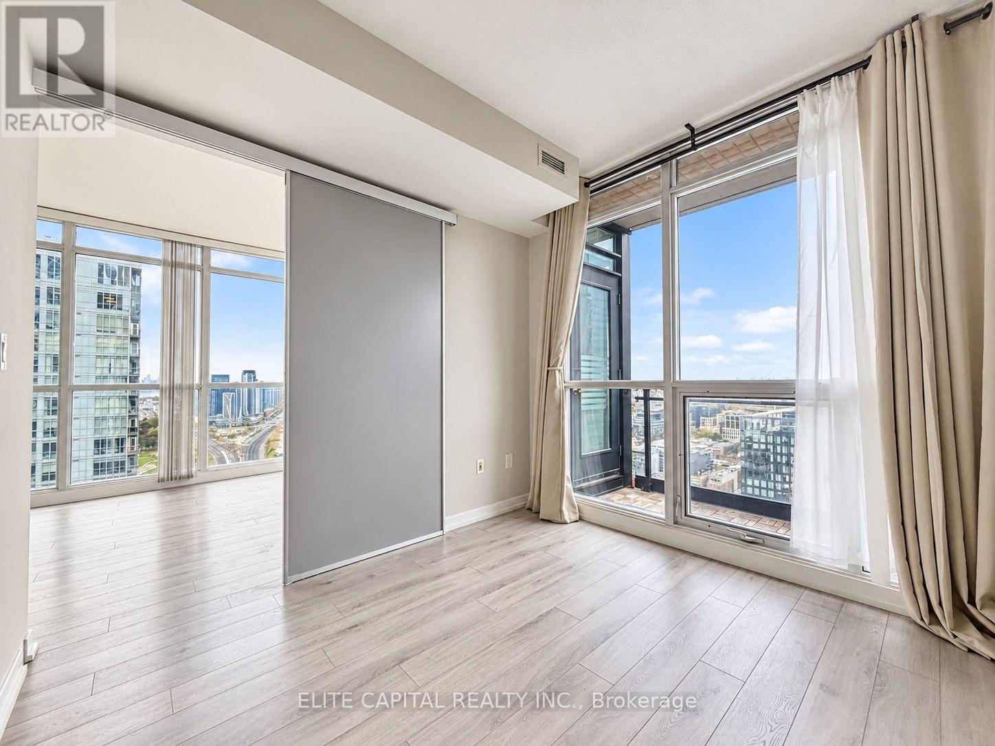 4007 - 25 Capreol Court, Toronto (Waterfront Communities), Ontario  M5V 3Z7 - Photo 5 - C14120306