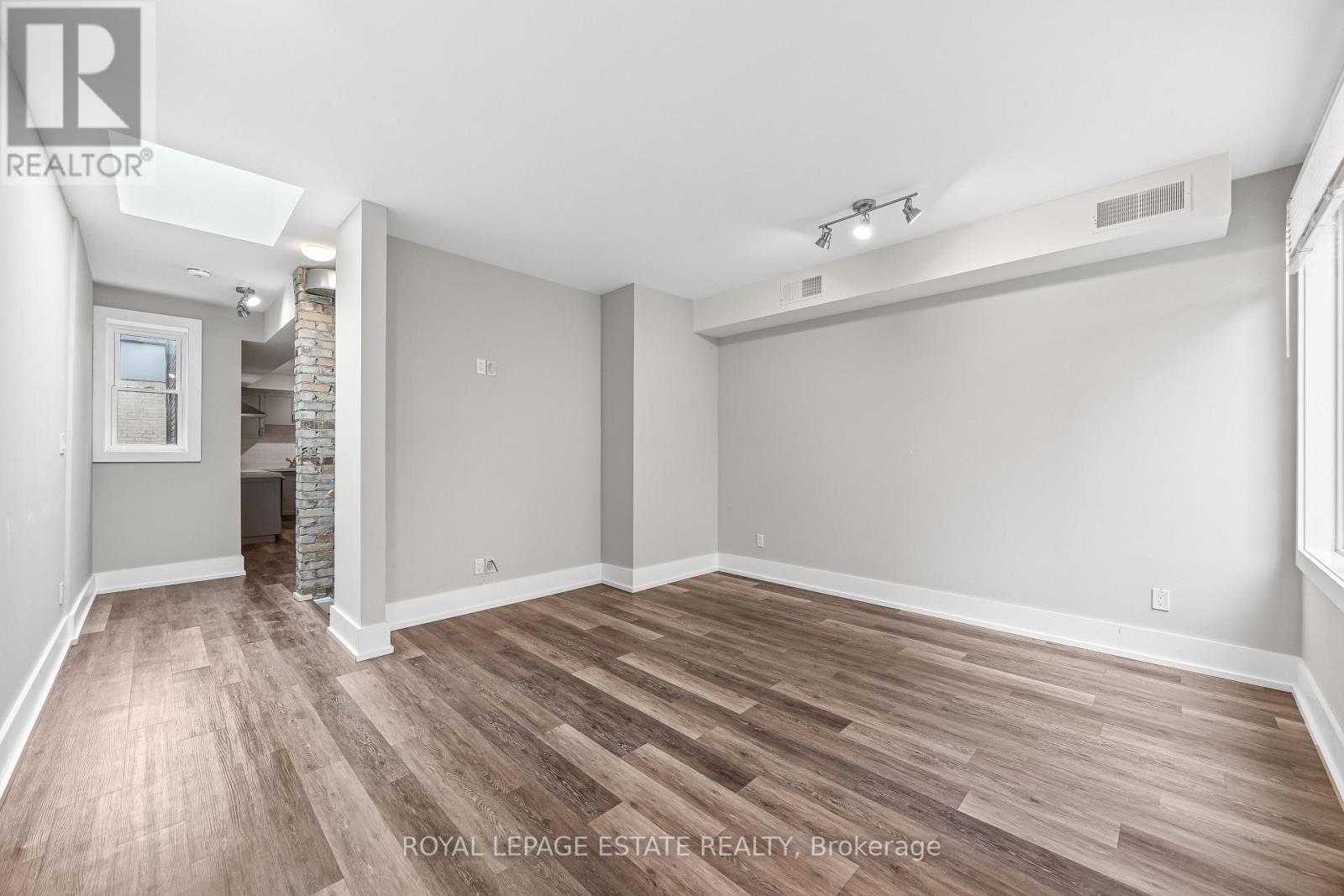 1140 Queen Street E, Toronto (South Riverdale), Ontario  M4M 1L1 - Photo 12 - E14120164