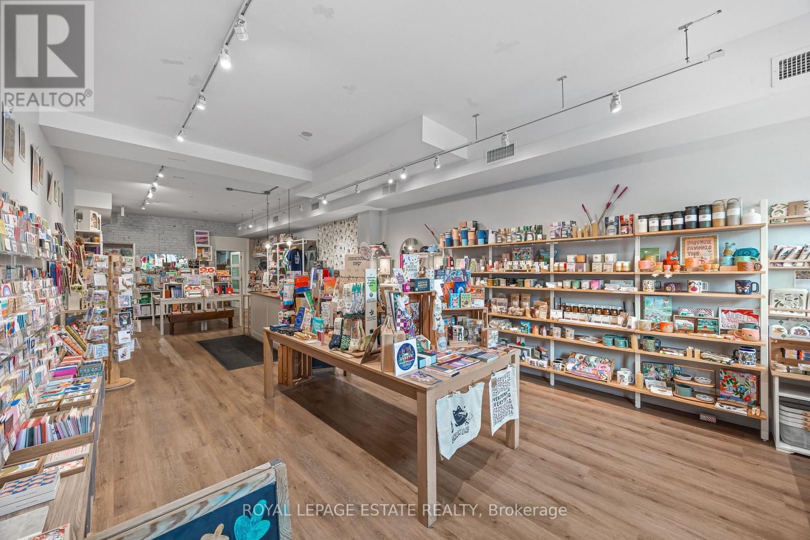 1140 Queen Street E, Toronto, Ontario  M4M 1L1 - Photo 14 - E14120168