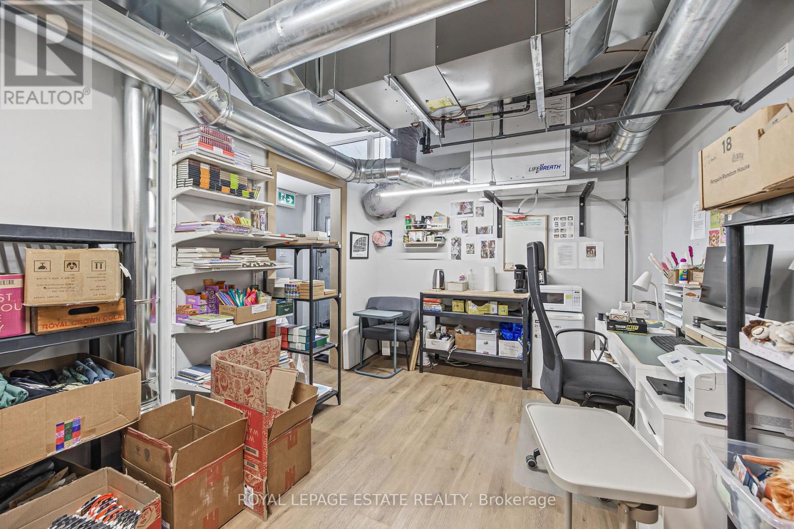 1140 Queen Street E, Toronto, Ontario  M4M 1L1 - Photo 19 - E14120168