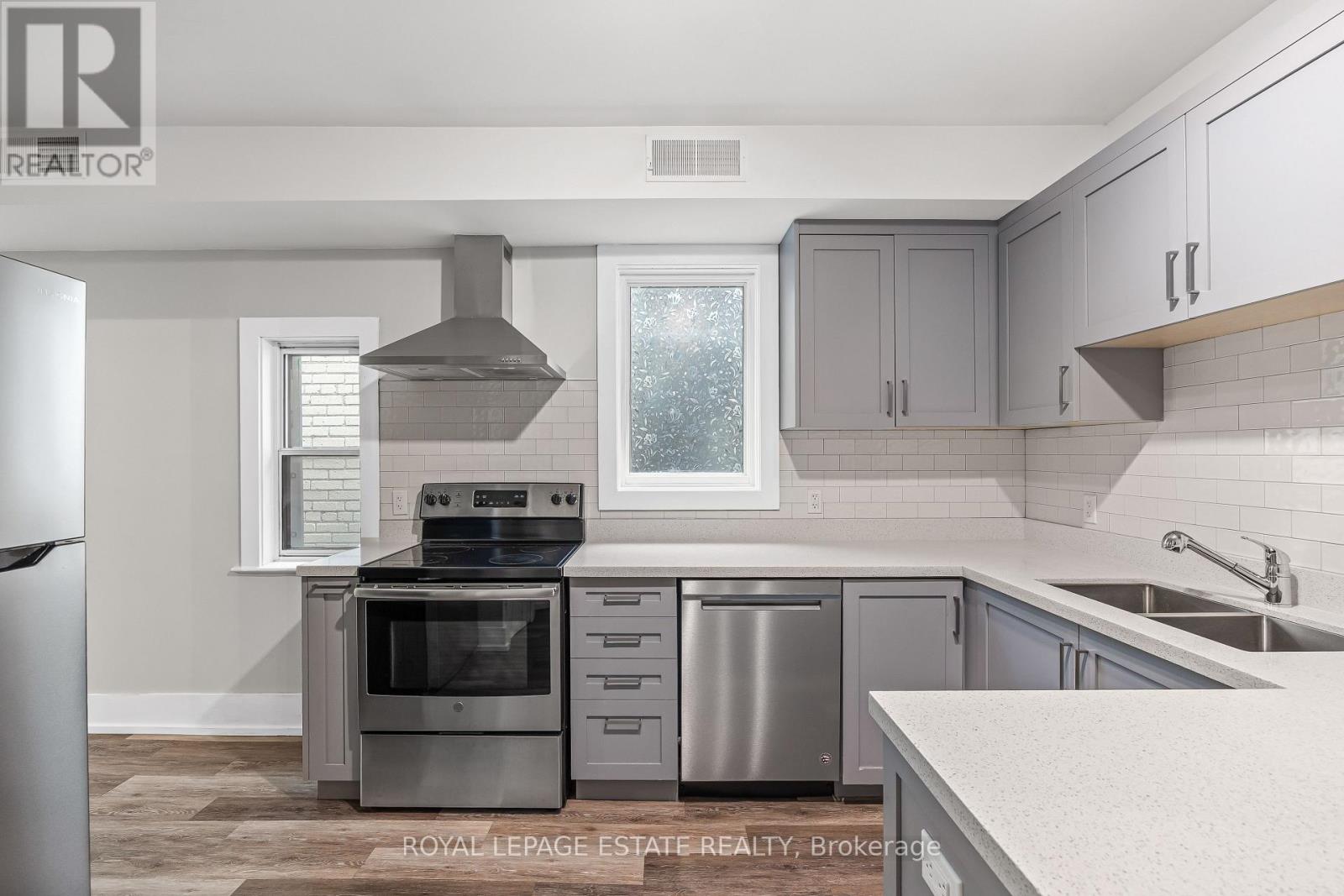 1140 Queen Street E, Toronto, Ontario  M4M 1L1 - Photo 6 - E14120168
