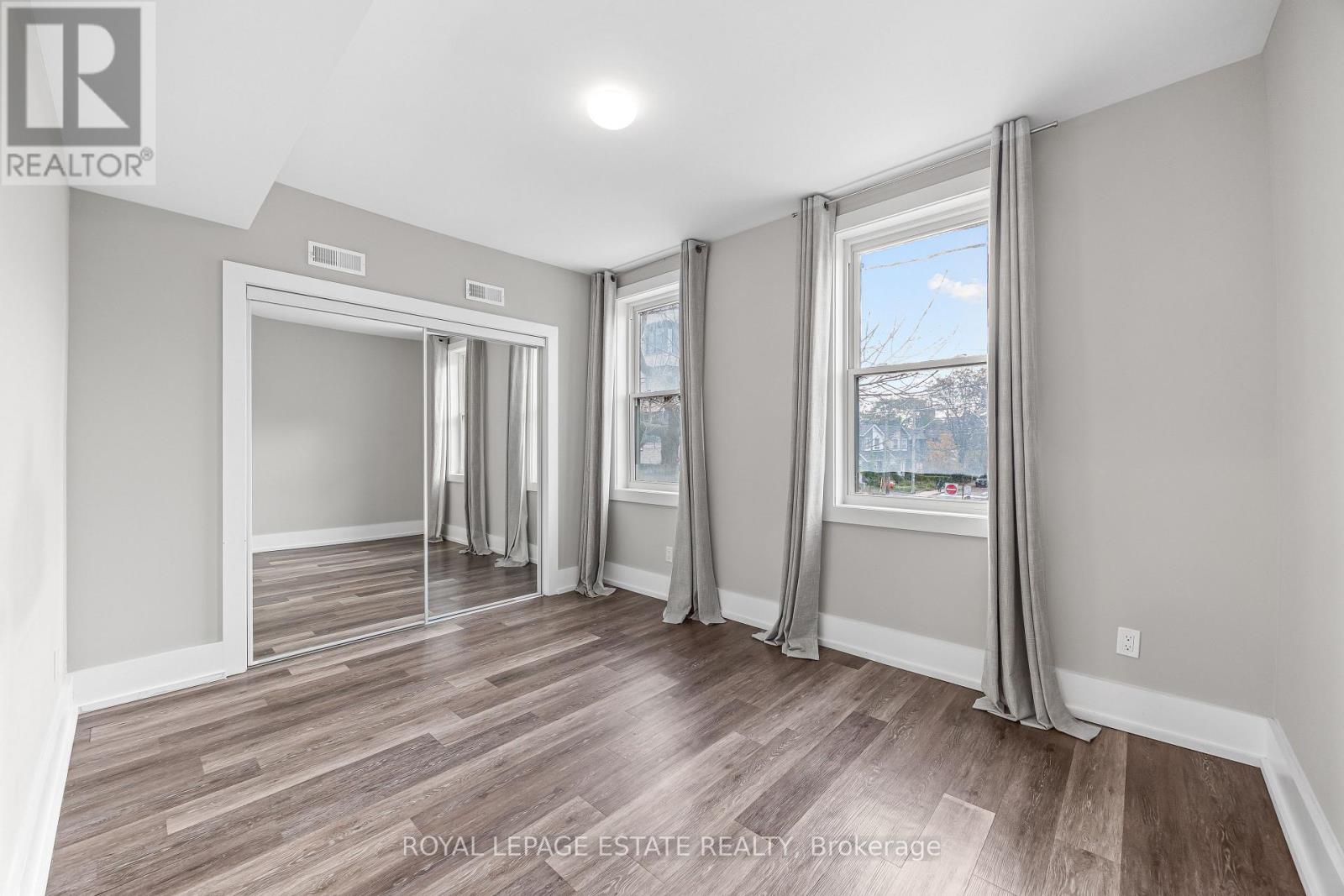 1140 Queen Street E, Toronto, Ontario  M4M 1L1 - Photo 8 - E14120168