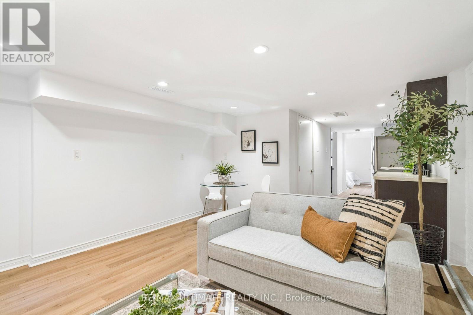18 Rhyl Avenue, Toronto (The Beaches), Ontario  M4L 1R7 - Photo 34 - E14120196