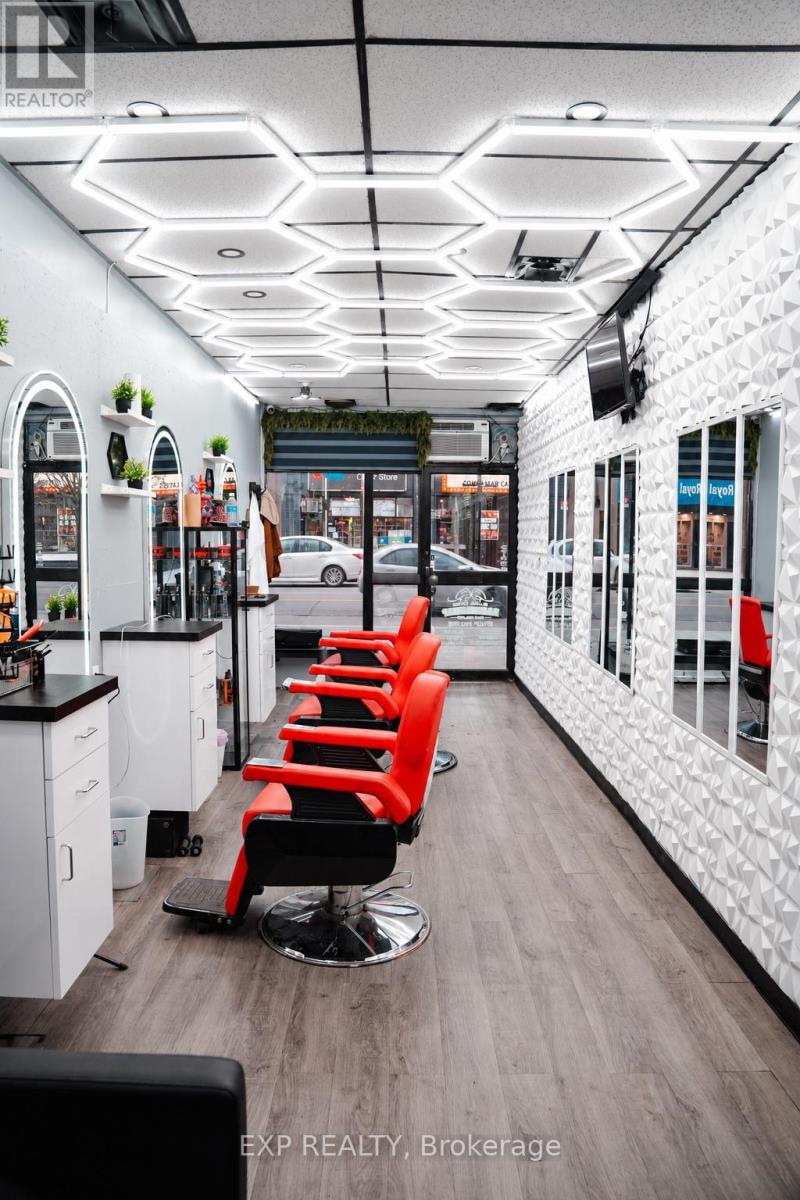 2789A DANFORTH AVENUE, Toronto, Ontario