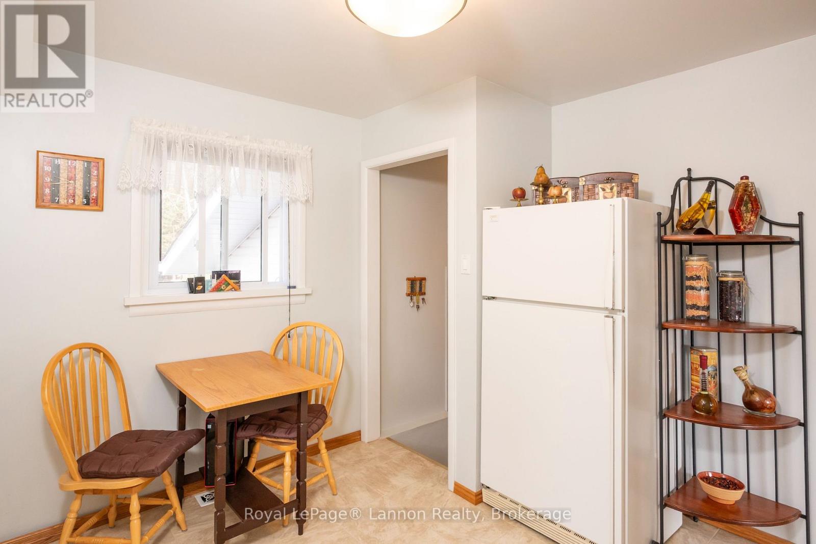 1690 Lakeshore Drive, Shuniah, Ontario  P7B 5E4 - Photo 9 - X14120106
