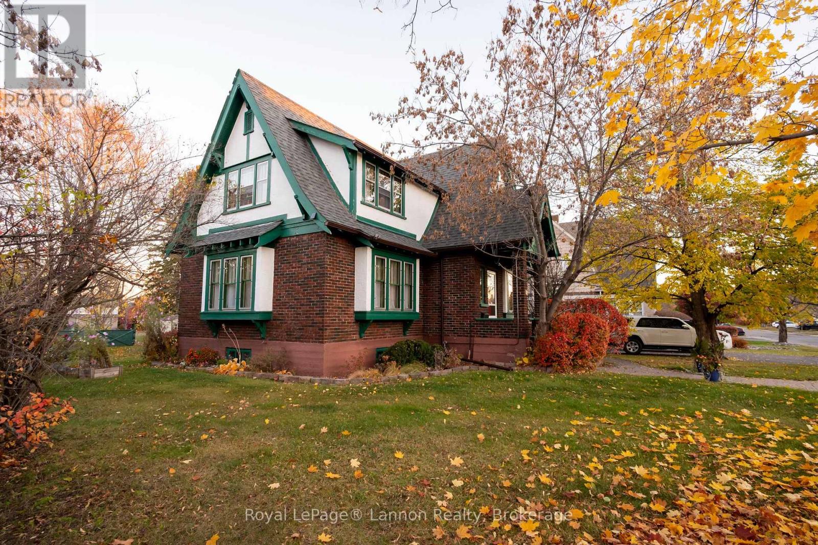 98 Summit Avenue, Thunder Bay (Mariday Heights), Ontario  P7B 3N9 - Photo 35 - X14120318