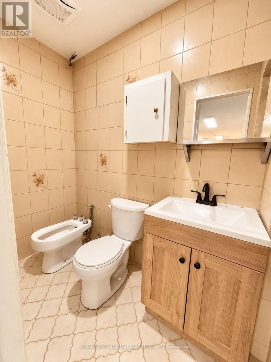 Basement - 46 Crestwood Road, Vaughan (Crestwood-Springfarm-Yorkhill), Ontario  L4J 1A5 - Photo 9 - N14120098