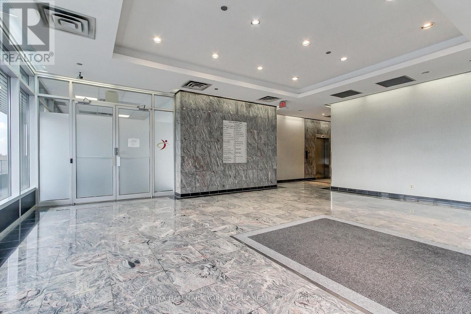 101 - 7050 Weston Road, Vaughan (Steeles West Industrial), Ontario  L4L 8G7 - Photo 3 - N14120254