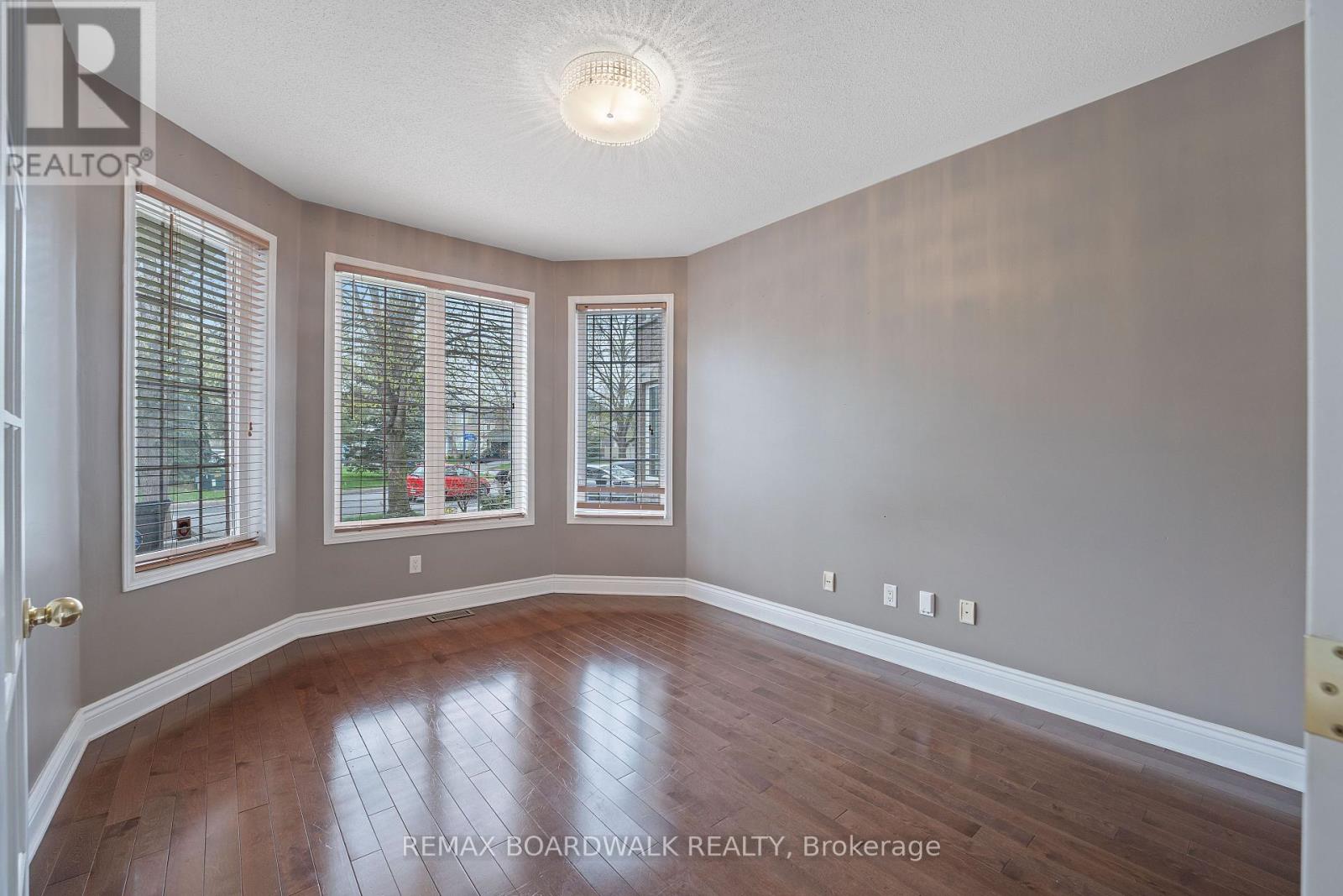 659 Pelican Street, Ottawa, Ontario  K4A 4K5 - Photo 6 - X14120190
