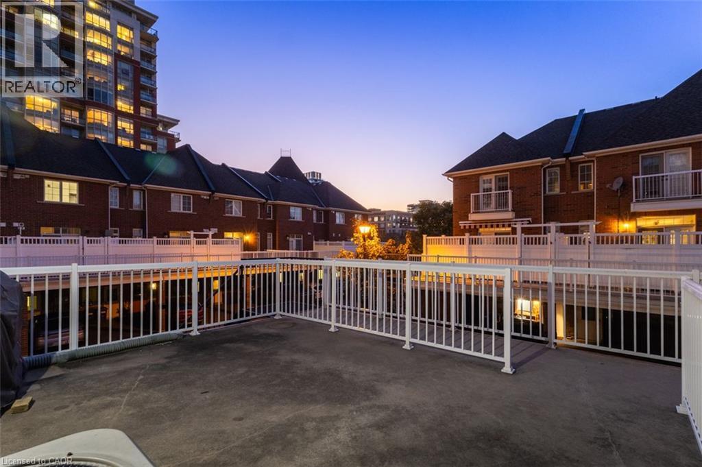 2090 Bates Common, Burlington, Ontario  L7R 0A5 - Photo 9 - 40873828